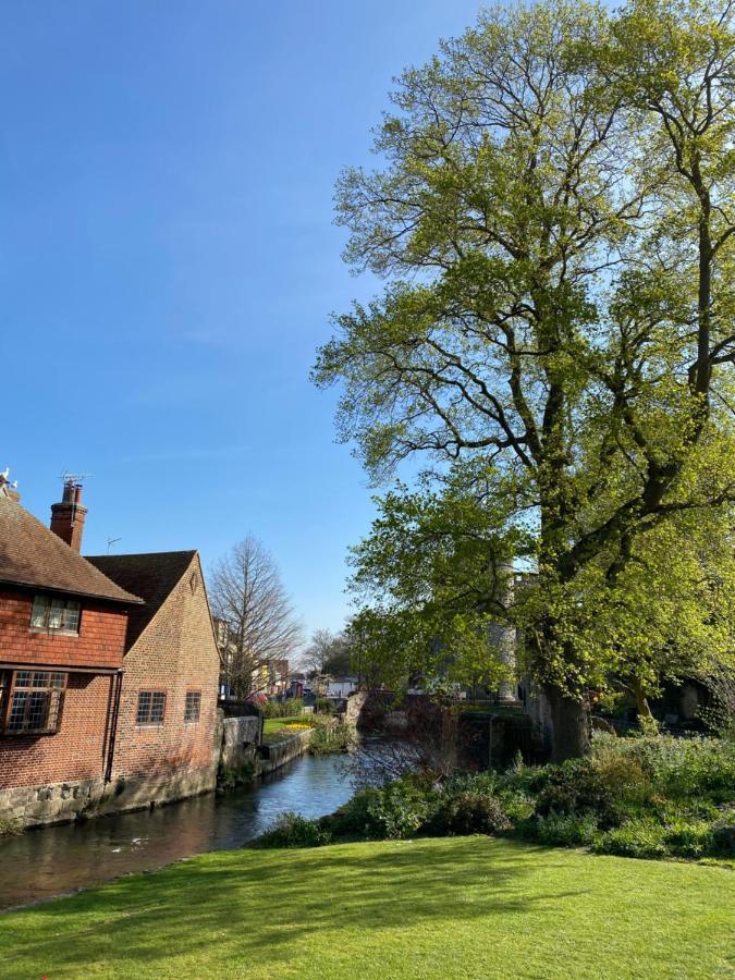 Jesticos, Perfectly Wonderful Central , 1 Parking Included Canterbury Exteriör bild